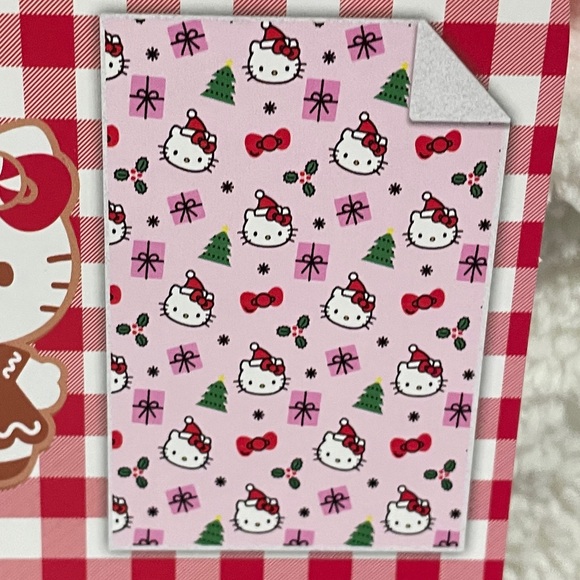 Sherpa Christmas hello kitty blanket - Picture 2 of 7
